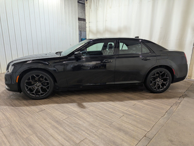 2019 Chrysler 300 S New Tires! in Cars & Trucks in Calgary - Image 4
