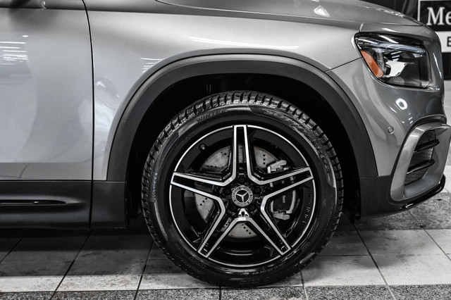2025 Mercedes-Benz GLB 250 4MATIC ** Spacious Compact SUV ** Mul in Cars & Trucks in City of Montréal - Image 4