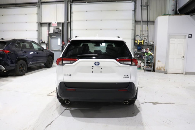 2024 Toyota RAV4 XLE hybride in Cars & Trucks in Laval / North Shore - Image 3