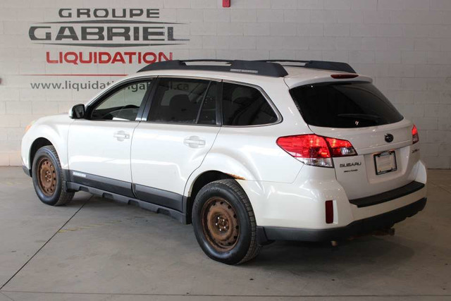 2011 Subaru Outback 2.5I Premium in Cars & Trucks in City of Montréal - Image 3