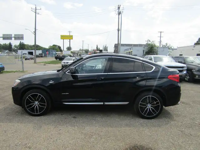 2016 BMW X4 xDrive28i 4dr All-wheel Drive Sports Activity Coupe- in Cars & Trucks in Edmonton - Image 8