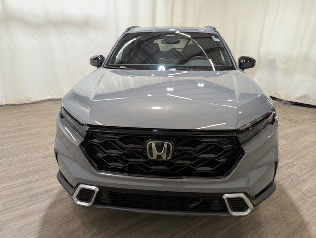 2026 Honda CR-V Hybrid Touring in Cars & Trucks in Calgary - Image 2