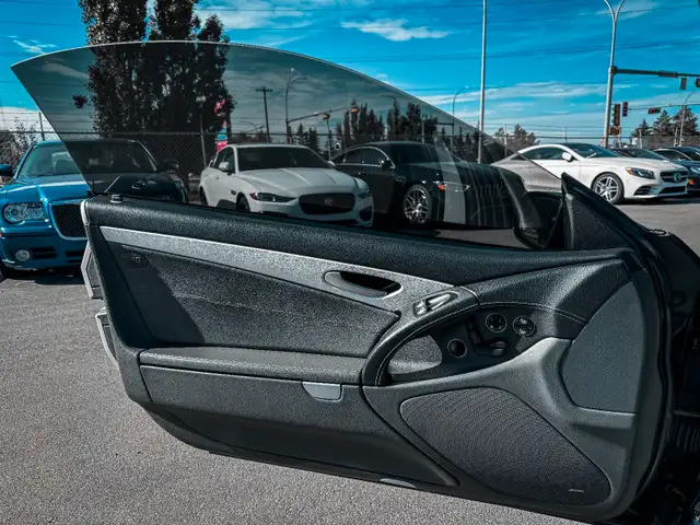 2005 Mercedes-Benz SL-Class in Cars & Trucks in Edmonton - Image 21