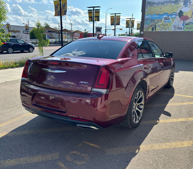2018 Chrysler 300 300S RWD in Cars & Trucks in Calgary - Image 2