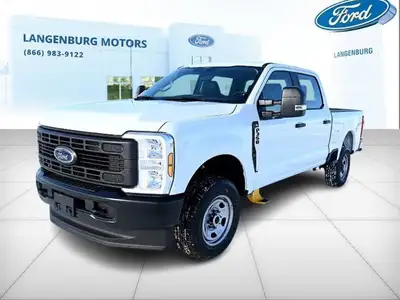 F-350 4X4 Crewcab XL 160WB Engine: 8 Cylinder Engine 6.8L Safety Equipment ABS And Driveline Tractio...