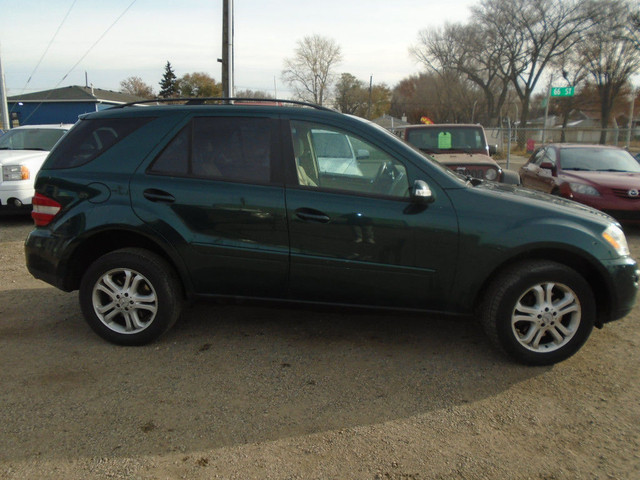 2006 Mercedes-Benz M-Class 4dr 4MATIC 3.5L-LEATHER-SUNROOF-VERY  in Cars & Trucks in Edmonton - Image 3