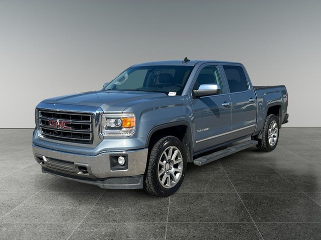 2015 GMC Sierra 1500 SLT / 4x4 / Heated Seats / Back Up Cam in Cars & Trucks in Calgary