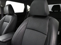 Beautiful and Showroom Condition 2023 Kia Seltos EX Premium AWD with Apple Carplay/Andriod Auto, Lea... (image 6)