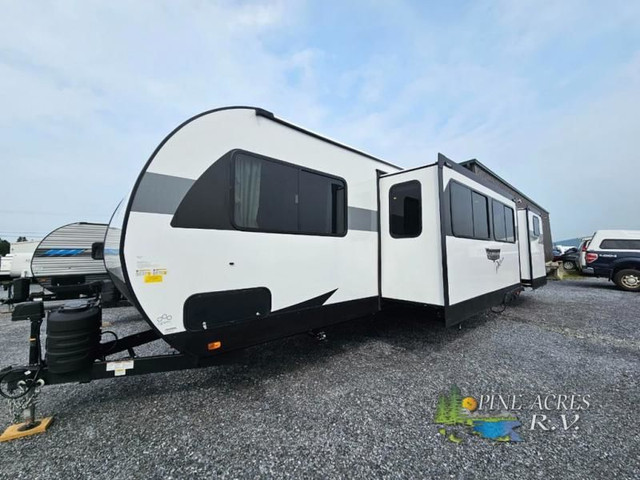2024 Forest River Wildwood Platinum 32BHDS (HAMPTON, NB) in Travel Trailers & Campers in Moncton - Image 2