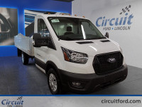 Le Ford Transit T-250 Cube de 12 pi offre un espace de rangement exceptionnel et une fiabilité légen... (image 2)