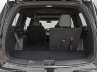 This Hyundai Santa Fe has a strong Intercooled Turbo Regular Unleaded I-4 2.5 L/152 engine powering... (image 6)