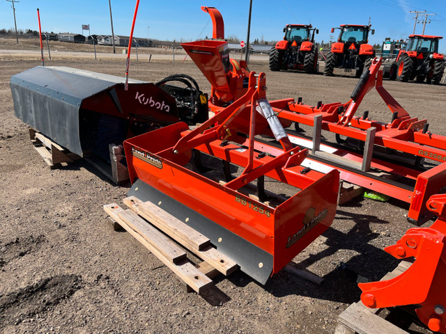 New Land Pride Box Scrapers in Farming Equipment in Prince Albert - Image 3