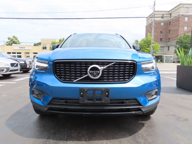2019 Volvo XC40 T5 AWD R-Design Pkg - Moonroof - Leather !! in Cars & Trucks in Oakville / Halton Region - Image 3