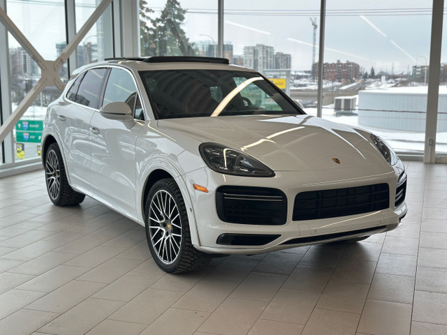 2019 Porsche Cayenne Turbo garantie prolongée disponible in Cars & Trucks in Laval / North Shore