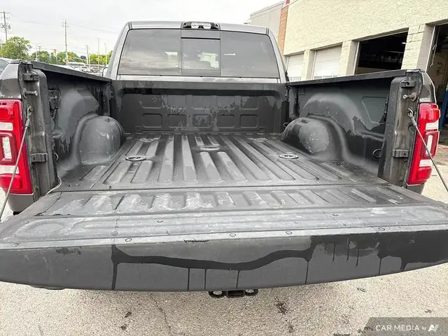 2021 RAM 2500 Big Horn 6.7L CUMMINS | HEATED SEATS | CLEAN CA... in Cars & Trucks in London - Image 14
