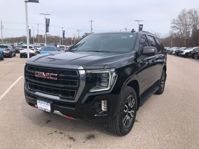 LOW KMS 2024 GMC Yukon AT4 in Cars & Trucks in London
