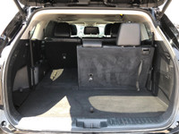 XLE AWD Engine: LIGHT/MEDIUM DUTY L/100Km City: 11.8 L/100Km Hwy: 8.6 Safety Equipment Electronic St... (image 7)
