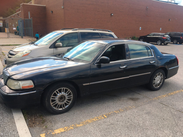 2009 Lincoln Town Car Signature Limited/ Propane System installed in Cars & Trucks in City of Toronto - Image 2