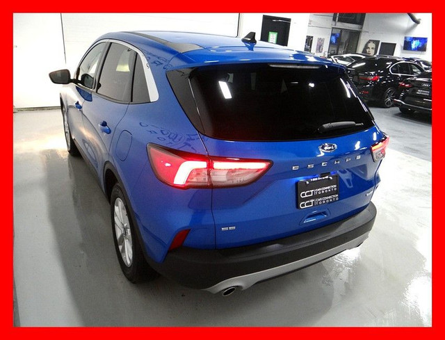 2020 Ford Escape SE *BACKUP CAM/CARPLAY/EASY FINANCE!!!* in Cars & Trucks in London - Image 4