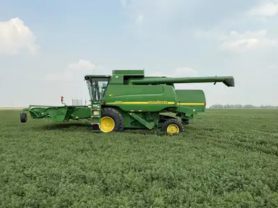 2003 John Deere Combine 9650, View more