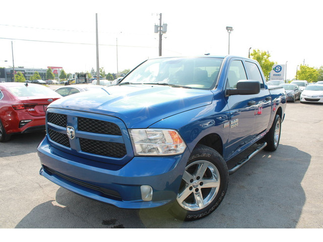 2017 Ram 1500 4WD Crew Cab 140.5 Express -Ltd Avail-, MAGS, A/C in Cars & Trucks in Longueuil / South Shore