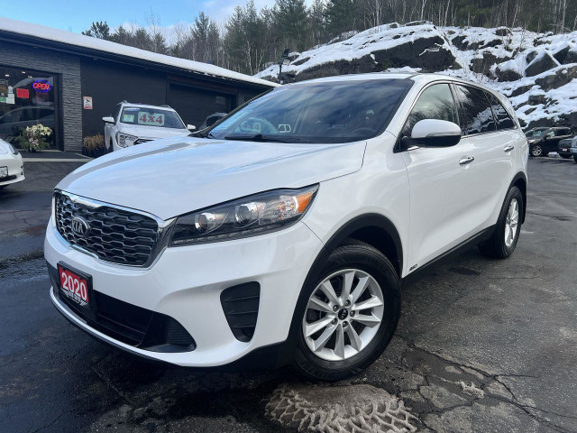 2020 Kia Sorento 2.4L LX in Cars & Trucks in Sudbury
