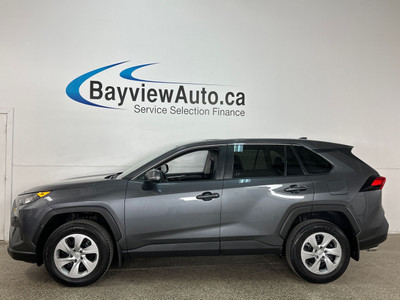 2022 Toyota RAV4 LE LE AWD! HEATED SEATS, REVERSE CAM, 50KM!