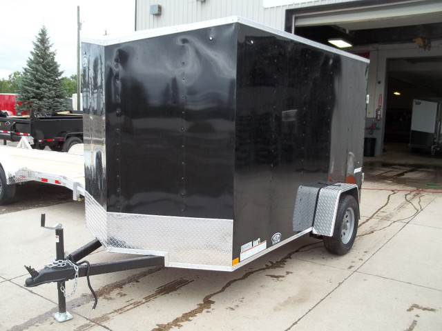 STEEL ENCLOSED 6X10 SINGLE AXLE QUAKE SERIES WITH RAMP DOOR!! in Cargo & Utility Trailers in London - Image 3