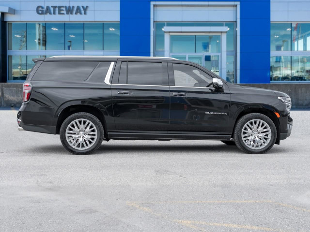 2023 Chevrolet Suburban Premier REAR ENTERTAINMENT SCREENS! L... in Cars & Trucks in Mississauga / Peel Region - Image 3