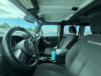 KBB.com 10 Most Awarded Brands. This Jeep Wrangler JK Unlimited delivers a Regular Unleaded V-6 3.6... (image 3)