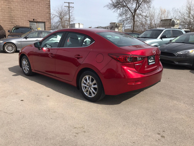 2018 Mazda Mazda3 25th anniversary , ACCIDENT FREE , 2 KEYS , RE in Cars & Trucks in Hamilton - Image 4