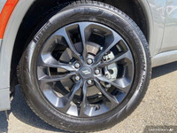 This Dodge Durango has a powerful Regular Unleaded V-6 3.6 L/220 engine powering this Automatic tran... (image 9)