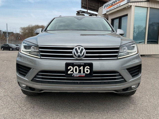2016 Volkswagen Touareg TDI Execline w/Technology - LEATHER! NAV in Cars & Trucks in Kitchener / Waterloo - Image 2