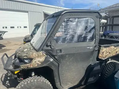 2018 Can-Am Defender XT HD10 Mossy Oak Break-Up Country Camofull soft cab kitUpgraded tires and rims...