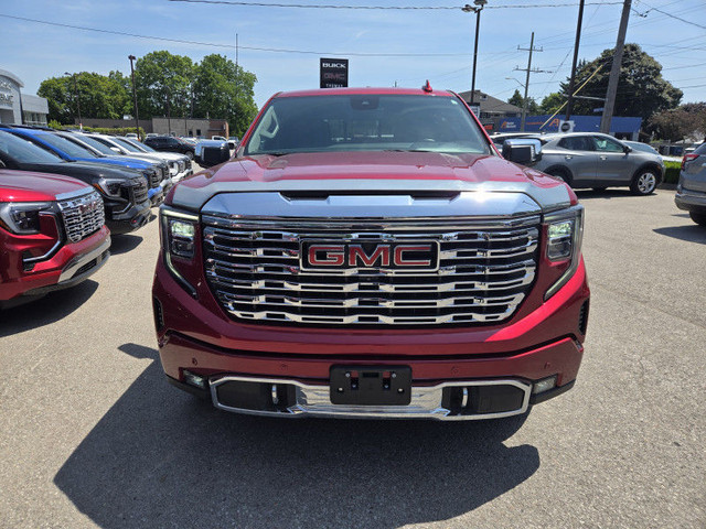 2022 GMC Sierra 1500 Denali - Low Mileage, Sunroof, Nav, 5.3L V8 in Cars & Trucks in Oshawa / Durham Region - Image 2