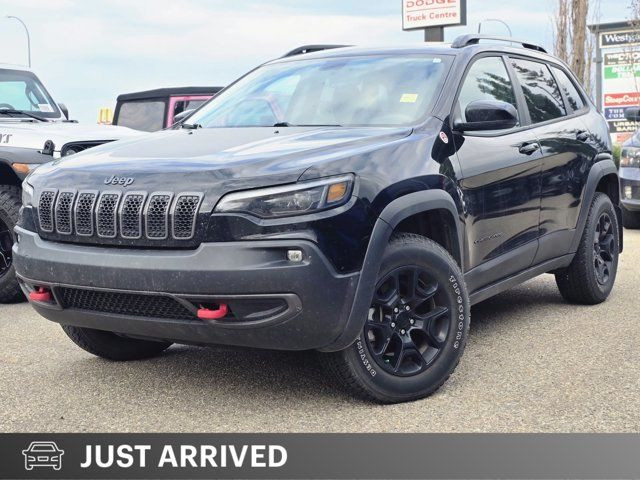 2022 Jeep Cherokee Trailhawk Elite in Cars & Trucks in Grande Prairie