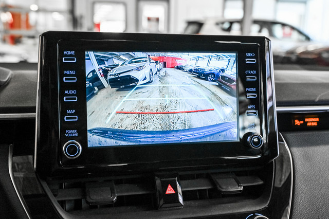 2021 Toyota Corolla LE | Bluetooth | Caméra | Carplay | Android  in Cars & Trucks in City of Montréal - Image 4