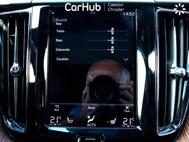 2021 Volvo XC60 Inscription Expression AWD Pano Sunroof Navi in Cars & Trucks in Mississauga / Peel Region - Image 36