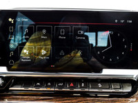 This GMC Sierra 1500 4WD Crew Cab 147 SLE has a powerful Gas V8 5.3L/325 engine powering this Automa... (image 4)