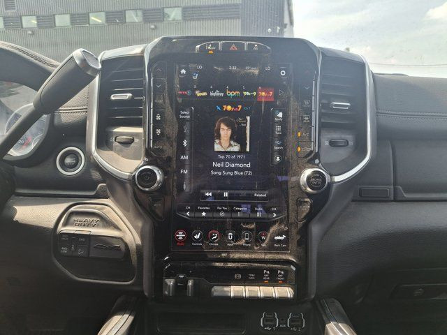2020 Ram 2500 Laramie Night Edition | 6.7L Cummins Diesel in Cars & Trucks in Guelph - Image 4