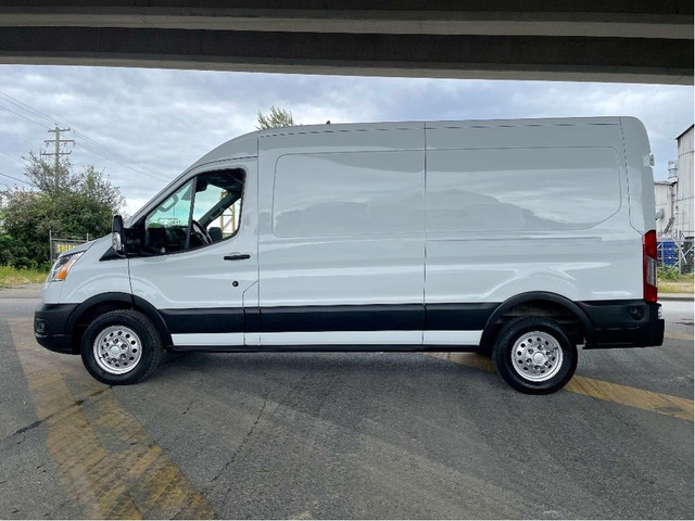 2021 Ford Transit Cargo Van T-250 AWD 148WB MED ROOF 9070GVWR FL in Cars & Trucks in Delta/Surrey/Langley - Image 4