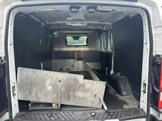 2016 FORD Transit 150 in Cars & Trucks in Laval / North Shore - Image 8