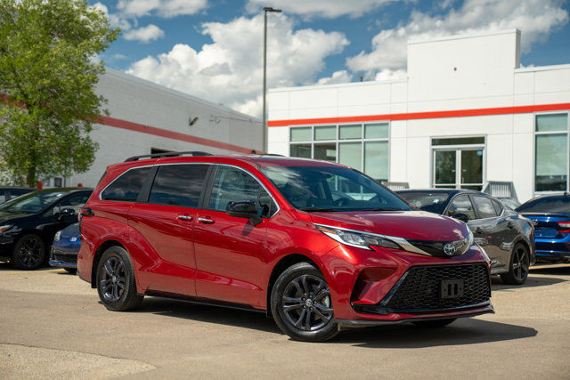 2024 Toyota Sienna XSE in Cars & Trucks in Edmonton - Image 2