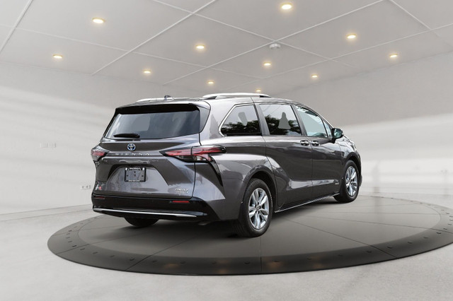 2021 Toyota Sienna Hybrid LIMITED 7-PASS LIMITED FWD in Cars & Trucks in Longueuil / South Shore - Image 4
