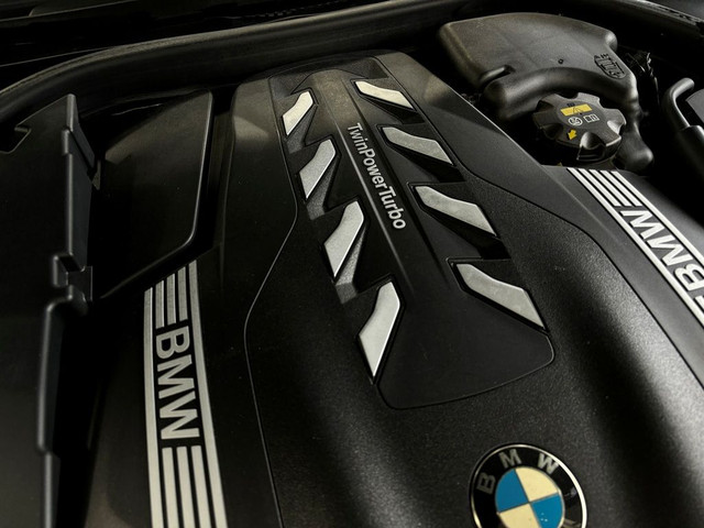 2020 BMW 7 Series 750i xDrive|MPACKAGE|NAV|MASSAGE|HUD|HARMANKAR in Cars & Trucks in City of Toronto - Image 3