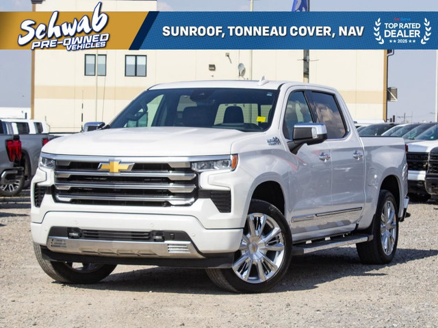 2023 Chevrolet Silverado 1500 Crew Cab Short Box 4-Wheel Drive H in Cars & Trucks in Edmonton