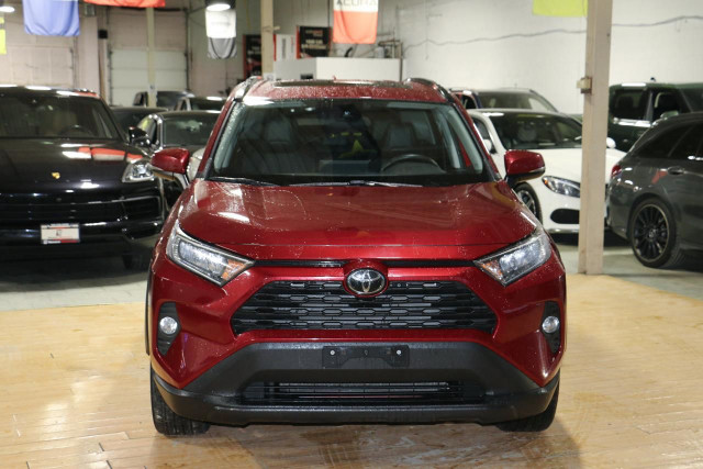 2019 Toyota RAV4 XLE PREMIUM AWD - SUNROOF|LEATHER|ALLOYS|PUSHST in Cars & Trucks in City of Toronto - Image 2