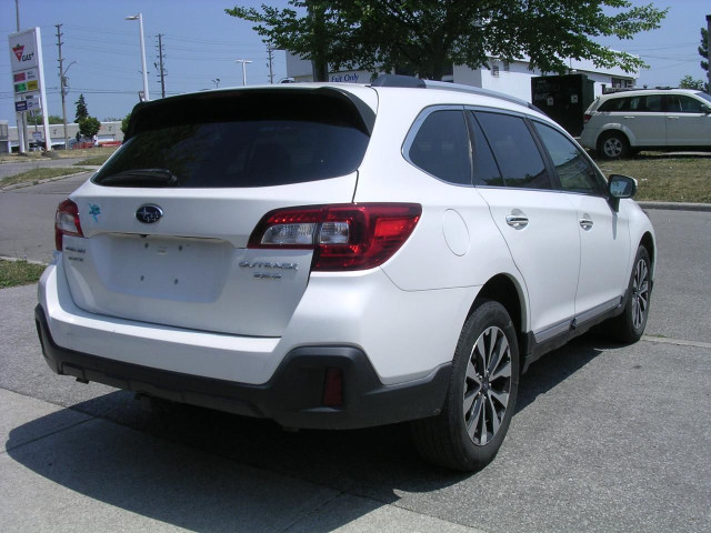 2018 Subaru Outback 3.6R Premier w/EyeSight Pkg in Cars & Trucks in City of Toronto - Image 3