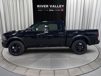 ALLOY WHEELS, TRAILER SWAY CONTROL, REMOTE KEYLESS ENTRY, TRACTION CONTROL, ELECTRONIC STABILITY, HE... (image 3)