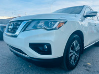 The 2019 Nissan Pathfinder S is powered by a 3.5-liter V6 engine, producing 284 horsepower and 259 l... (image 7)